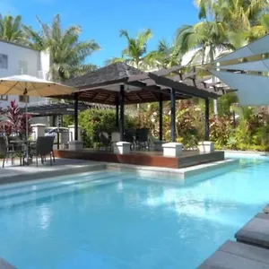 Tropical One Bedroom At The Mediterranean Apartment