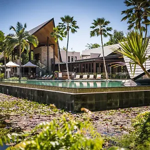 5* Resort Niramaya And